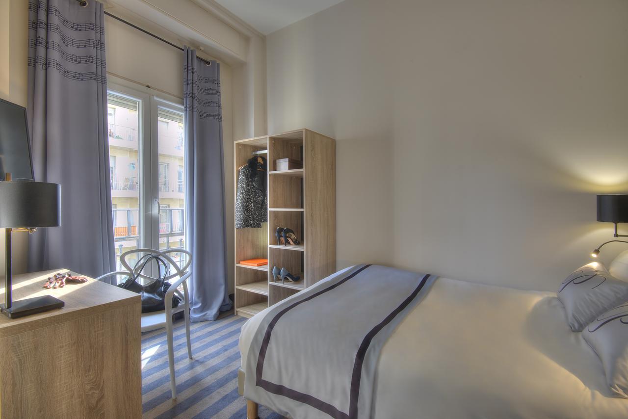 Single Room,1279156816:JPEG